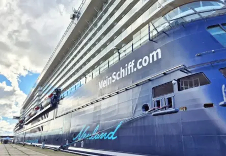 Rīgas osta sasniedz vēsturisku rekordu: kruīzu sezona apliecina pilsētas pieaugošo popularitāti