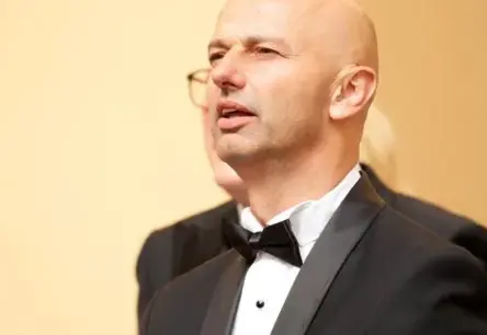 Rīgas tiesa pavasarī sāks izskatīt bijušā premjera Kariņa lidojumu lietu pret Citskovski