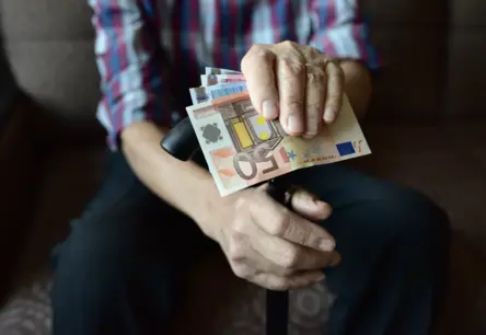 SVF brīdina Latviju: pensiju sistēmai nepieciešami steidzami uzlabojumi, lai mazinātu senioru nabadzību