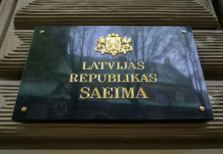 Saeimā norit četru stundu debates par Stambulas konvenciju; deputāti sašķēlušies