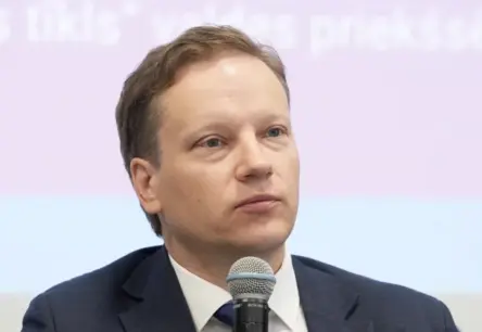 Saeimas deputāts Jānis Patmalnieks kļūst par VARAM parlamentāro sekretāru: pieredze jaunā amatā Latvijas nākotnei