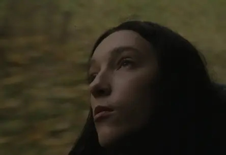 Šarūna Barta jaunā filma «Atgriešanās» atklāj lietuviešu ciema iedzīvotāju skarbo realitāti