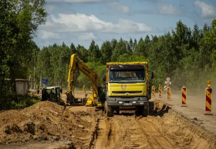 Satiksmes ministrs Atis Švinka stingri iestājas pret ceļu finansējuma samazināšanu – nākotnes ceļi uz svariem