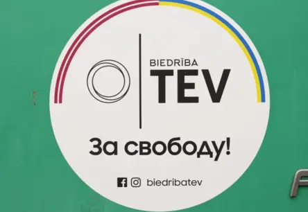 Skandāls labdarībā: 1000 eiro maksa par dzērājšoferu auto Ukrainai iedragā uzticību