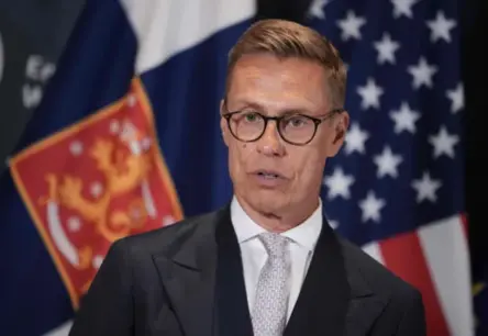 Somijas Prezidents Aleksandrs Stubs Latvijā: Stratēģiskās Partnerības Stiprināšana un Drošības Jautājumi Prioritārā Darba Kārtībā