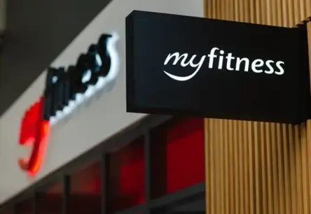 Sporta klubs "MyFitness" iekaro jaunu nišu Latvijā, piedāvājot Padel zonas