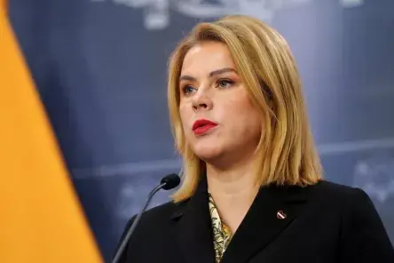 Spraigas debates par valsts uzņēmumu kotēšanu biržā: ceļš uz izaugsmi vai vērtīgu aktīvu izpārdošana?