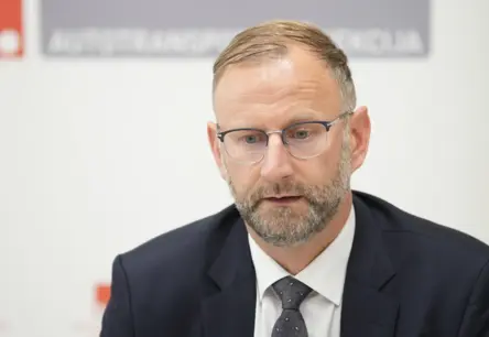 Švinka nevirzīs Ventspils ostas parādu norakstīšanu Valsts kasē teju €15 miljonu apmērā