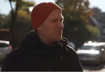 Uģis Kuģis pauž neapmierinātību ar dzīvi Latgales priekšpilsētā: “Krītiņbanda” un Bolt kurjeru radītās problēmas satrauc iedzīvotājus