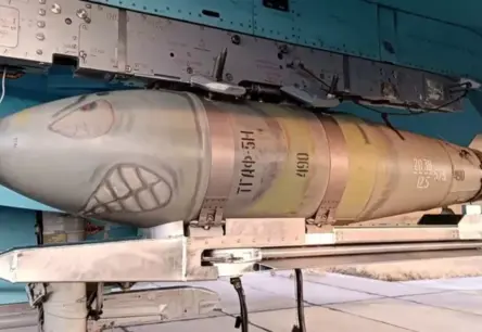 Ukrainas RĪB maina frontes seju: Krievijas KAB bumbas kļūst aklas un draudošās lidmašīnas riskē