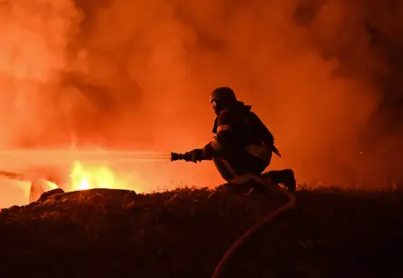 Ukrainas droni uzbrukuši naftas rūpniecības objektiem divos Krievijas reģionos