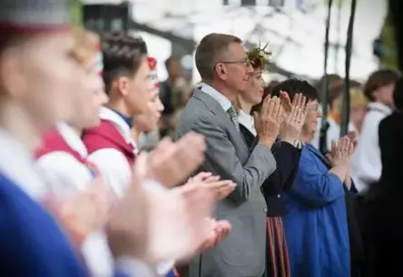 Valsts prezidents Rinkēvičs aicina jauniešus turpināt dziesmu un deju svētku tradīciju ar lepnumu un prieku