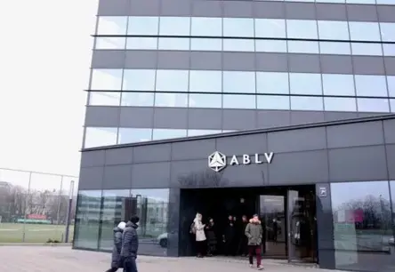 Valsts spiesta atlīdzināt vairāk nekā 4 miljonus eiro likvidējamai ABLV Bank par mantas glabāšanu