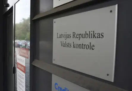 Valsts uzņēmumu vadības algās iztērēti 24 miljoni eiro – vai taupība skar arī eliti?