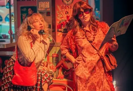 Vardarbība kā dzīves realitāte: teātris atspoguļo cilvēka izmisumu un cīņu par sevi