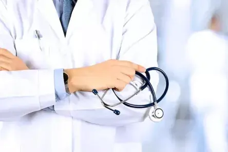 Veselības Kompass Jāņos: Kur meklēt palīdzību, lai svētki paietu bez raizēm?