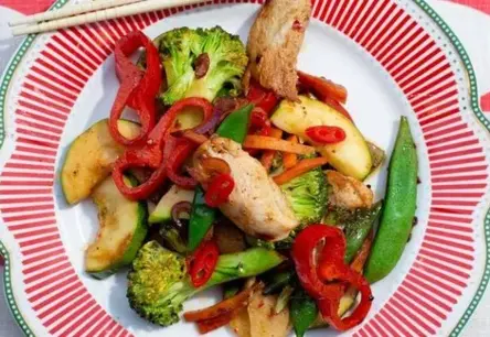 Vistas un dārzeņu vokā vakariņas: Ātri, garšīgi un veselīgi – gatavi 20 minūtēs!