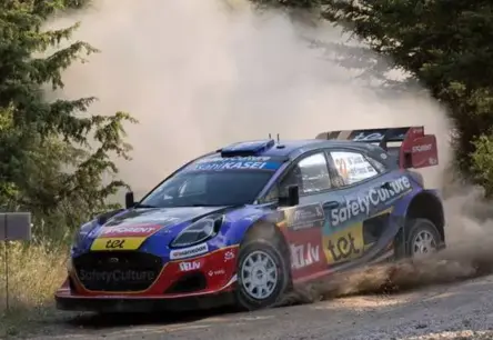 WRC Akropoles Rallija Elpa Aizraujošās Cīņas: Seska Ekipāžas Neapstādināmā Izturība un Līderu Spriedze