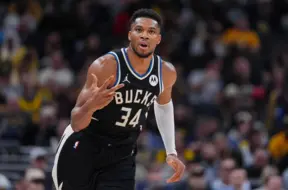 Adetokunbo un Nurkičs ar pēdējās sekundes metieniem nokārto savas komandas uzvaras