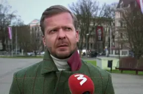 Aleksejs Rosļikovs: "Nevaru un negribu bēgt uz Krieviju" – politiķis komentē VDD lēmumu