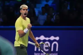 Alkarass un Zverevs ar uzvarām iesāk ATP Finals turnīru Turīnā