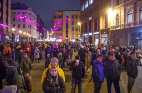 Brīvdienu laiks Latvijā: Gatavojieties saulainiem brīžiem un lietum ar sniegu