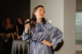 Čehova teātris aicina uz aizraujošu Agatas Kristi klasikas interpretāciju: pirmizrāde “Slepkavība Austrumu ekspresī”