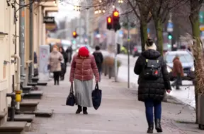 Cik latviešu patiesībā dzīvo no minimālās algas? Dati atklāj negaidītus rezultātus