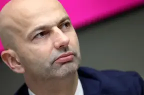 Citskovskis apsūdzības Kariņa lidojumu lietā dēvē par absurdu, uzsverot lēmumu pieņēmēja atbildību