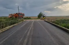 Dienvidkurzemes novadā steidzami atjauno nolietotus tiltus lauksaimnieku un satiksmes drošības labā