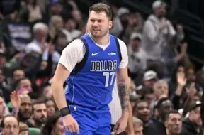 Dončičs pēc "Mavs" ģenerālmenedžera atlaišanas: "Domāju, ka Dalasā spēlēšu mūžīgi, bet tā nenotika"