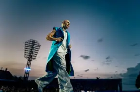 Dons 2026. gada augustā sarīkos grandiozu koncertu Daugavas stadionā ar nosaukumu “Tuvumā”