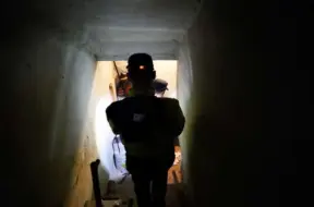 Drosmīgs kaimiņš Augšdaugavas novadā aiztur naudas kurjeru ar 15 000 eiro