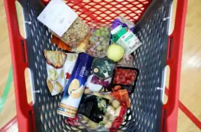 Dzīves dārdzība Latvijā turpina kāpt: Oktobrī inflācija sasniegusi 4,3%