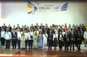 ES ārlietu vadītāja Kallas uzsver starptautisko tiesību nozīmi, reaģējot uz ASV uzbrukumiem kuģiem