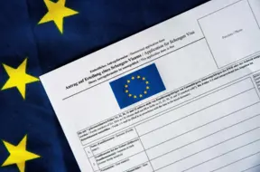 Eiropas Savienība pastiprina vīzu politiku pret Krievijas pilsoņiem