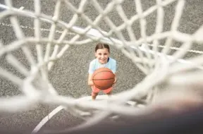 Fiziskās aktivitātes: veids, kā stiprināt bērna veselību, pašapziņu un prātu