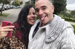 Frizieris Marcelino sapņo par kāzām un uzticamu suni