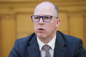 Ģenerālprokurora amata kandidāts Armīns Meisters prasa skaidrojumus no KNAB par biroja darba kapacitāti