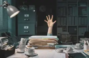 Grāmatvedei par vairāk nekā divu miljonu eiro izkrāpšanu piemērota astoņu gadu probācijas uzraudzība