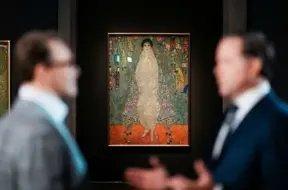 Gustava Klimta darbs ar traģisku pagātni varētu kļūt par rekordsummu vērts pārdošanā