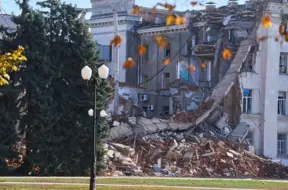 Hersona trīs gadus pēc atbrīvošanas: bez okupantiem, bet pastāvīgā drona uzbrukumu ēnā