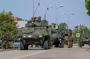 Kā tiktu iedarbināts NATO 5. pants un kāda būtu tā praktiskā nozīme?