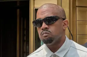 Kanje Vests 'Ye' Brazīlijā draud tūlītēja aresta gadījumā par nacisma slavināšanu