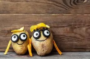 Klēpjdatori, dzīvokļu krāpnieki un miljardu zaudējumi: aktuālākais ekonomikā