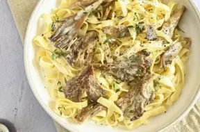 Krēmīgā pasta ar austersēnēm: garda alternatīva vistas ēdieniem