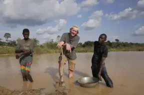 Krivenchy Gana: no Latvijas miljonāra līdz zelta raktuvju izpētei Āfrikā