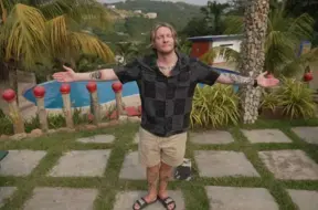 Krivenchy atklāj Gambijas mīlas dzīves paradoksus dokumentālajā seriālā "Āfrika. Tikai drosmīgajiem"