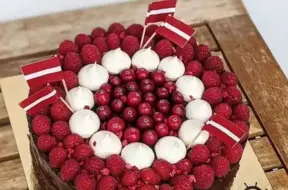 Kūku kapteines valsts svētku recepte: kā pagatavot īsto "Latvijas garšu"