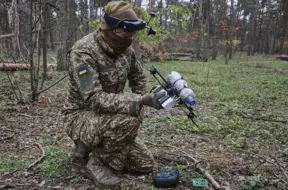 Latvija un Ukraina veido kopīgus uzņēmumus aizsardzības jomā